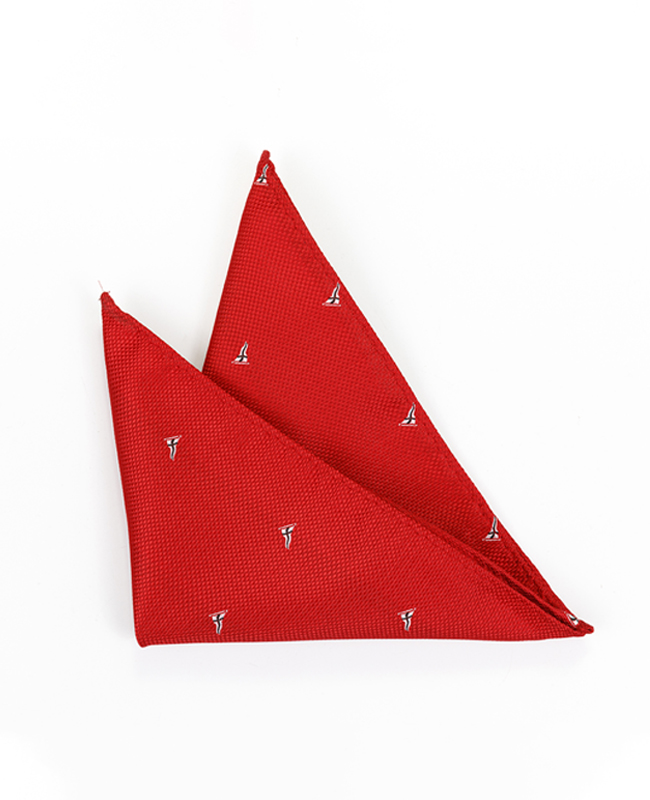 Does the pocket square need to be placed in a cool and dry place?